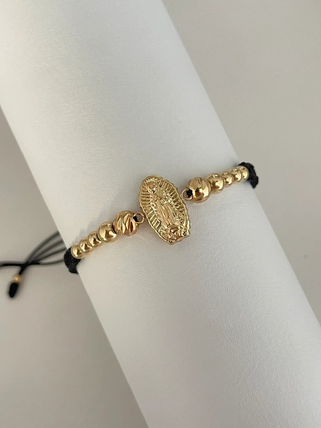 Pulsera Guadalupe Tallada