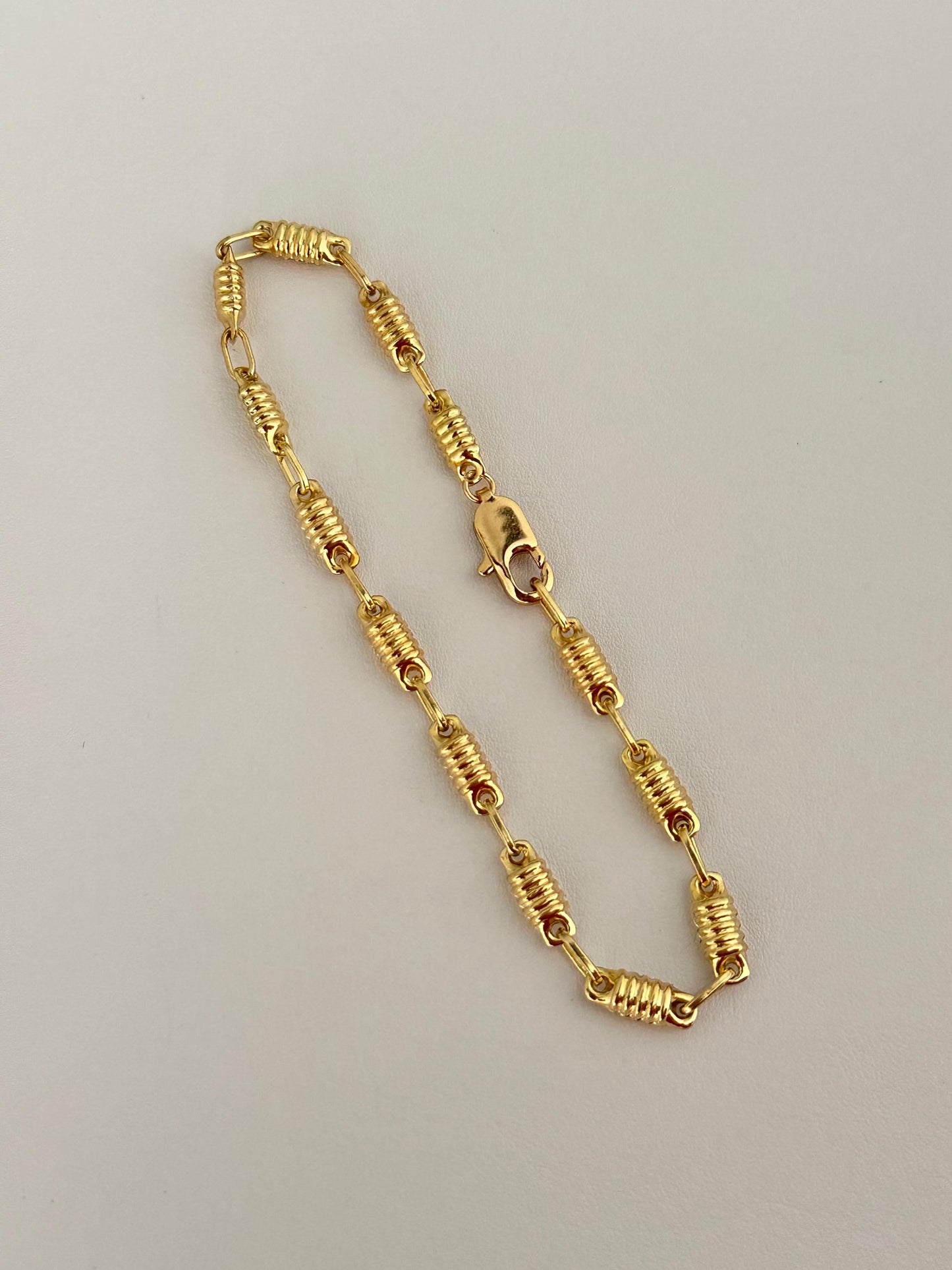 Esclava rustica tornillos dorada