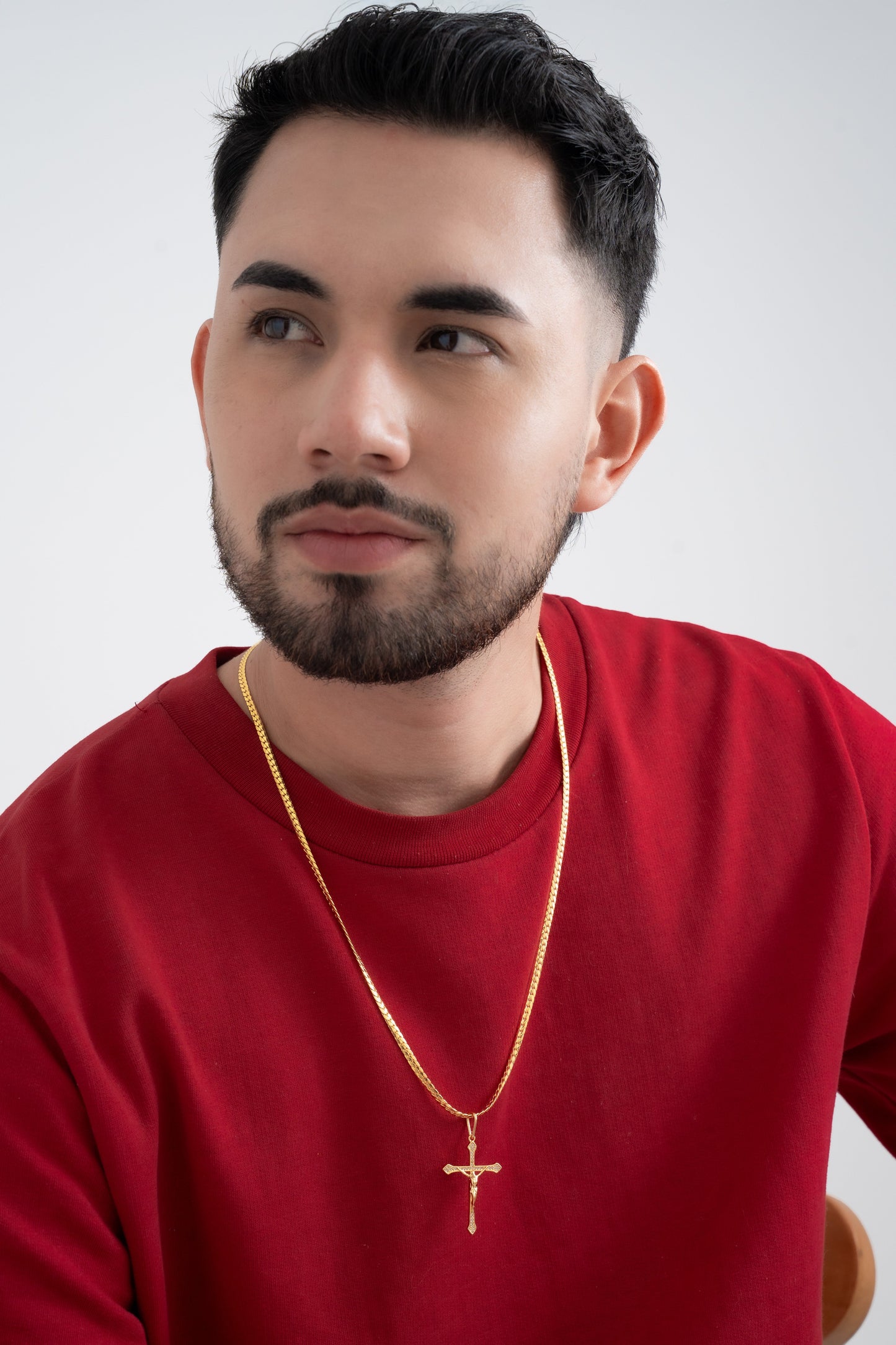 Cadena Serpiente 4 mm 65 Cms + Dije cruz cristo circonias 4cms