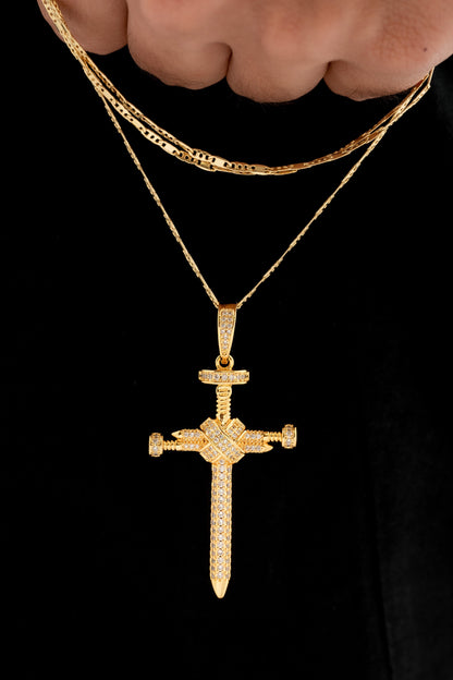 Dije cruz clavo grande