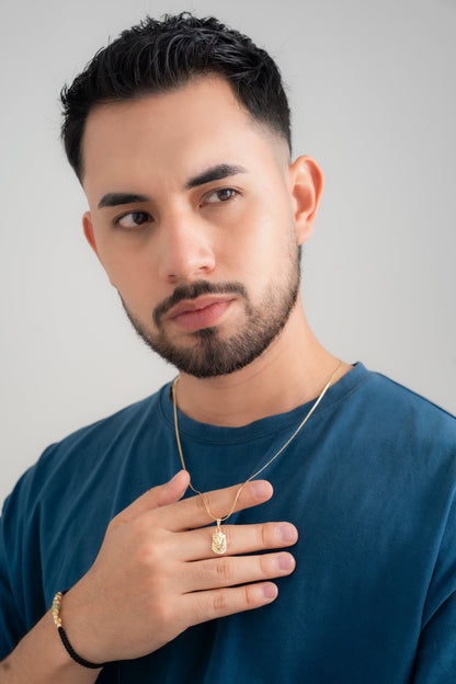 Cadena serpiente plana delg 1mm 65cm + Dije Rostro Mediano Tallado