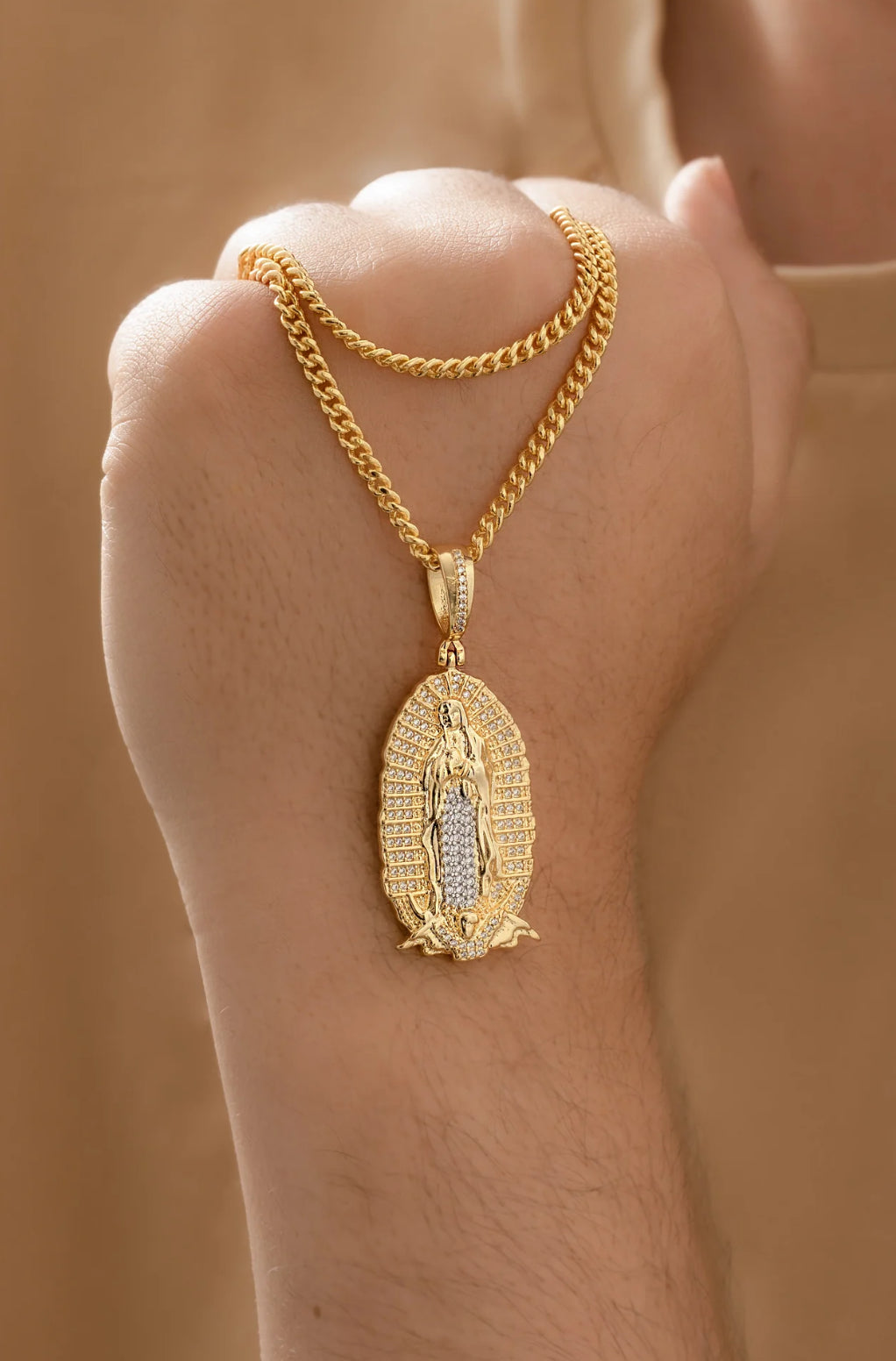 Dije Nuestra señora de guadalupe Circonias