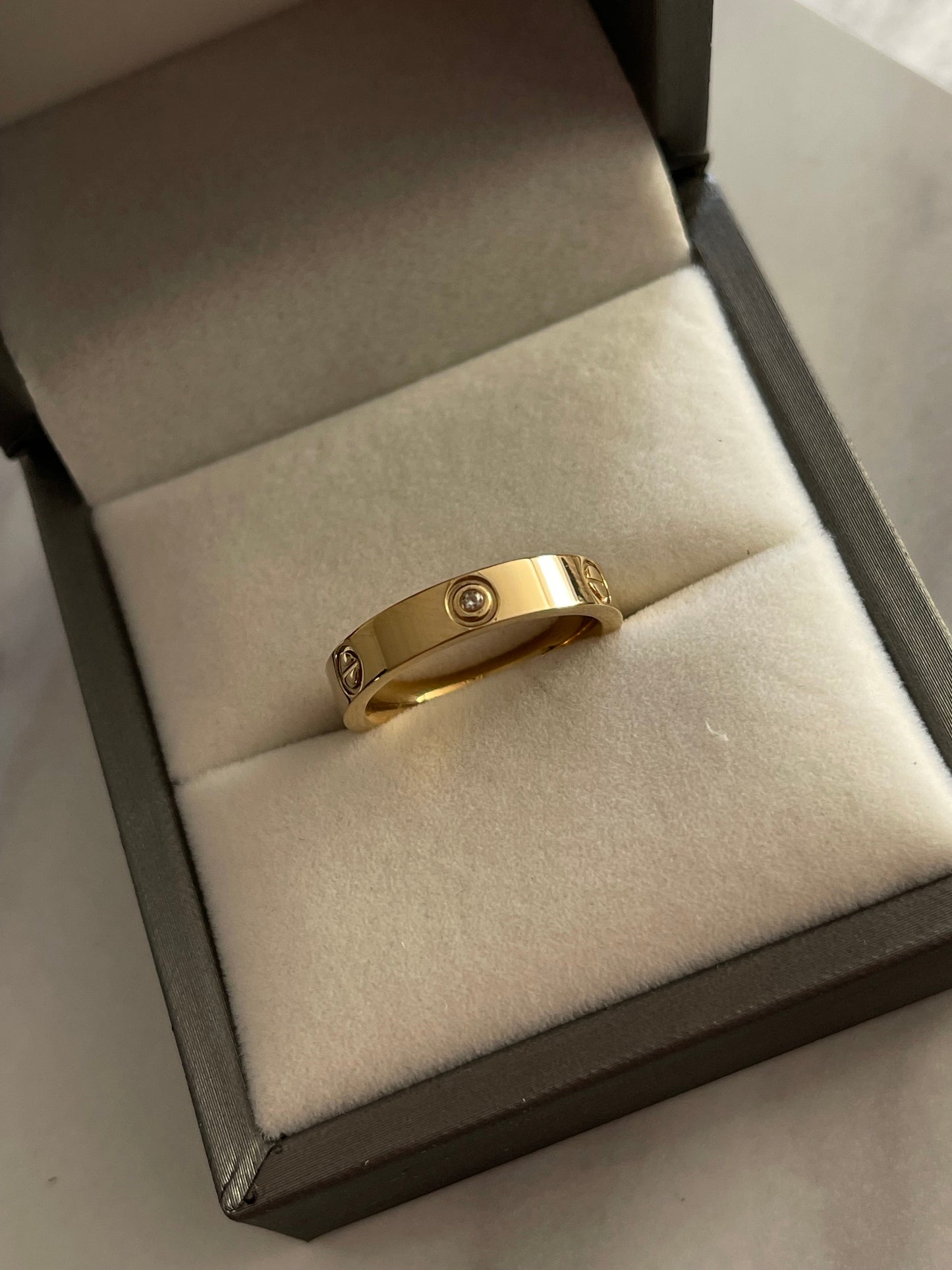 Anillo carter dama alta gama