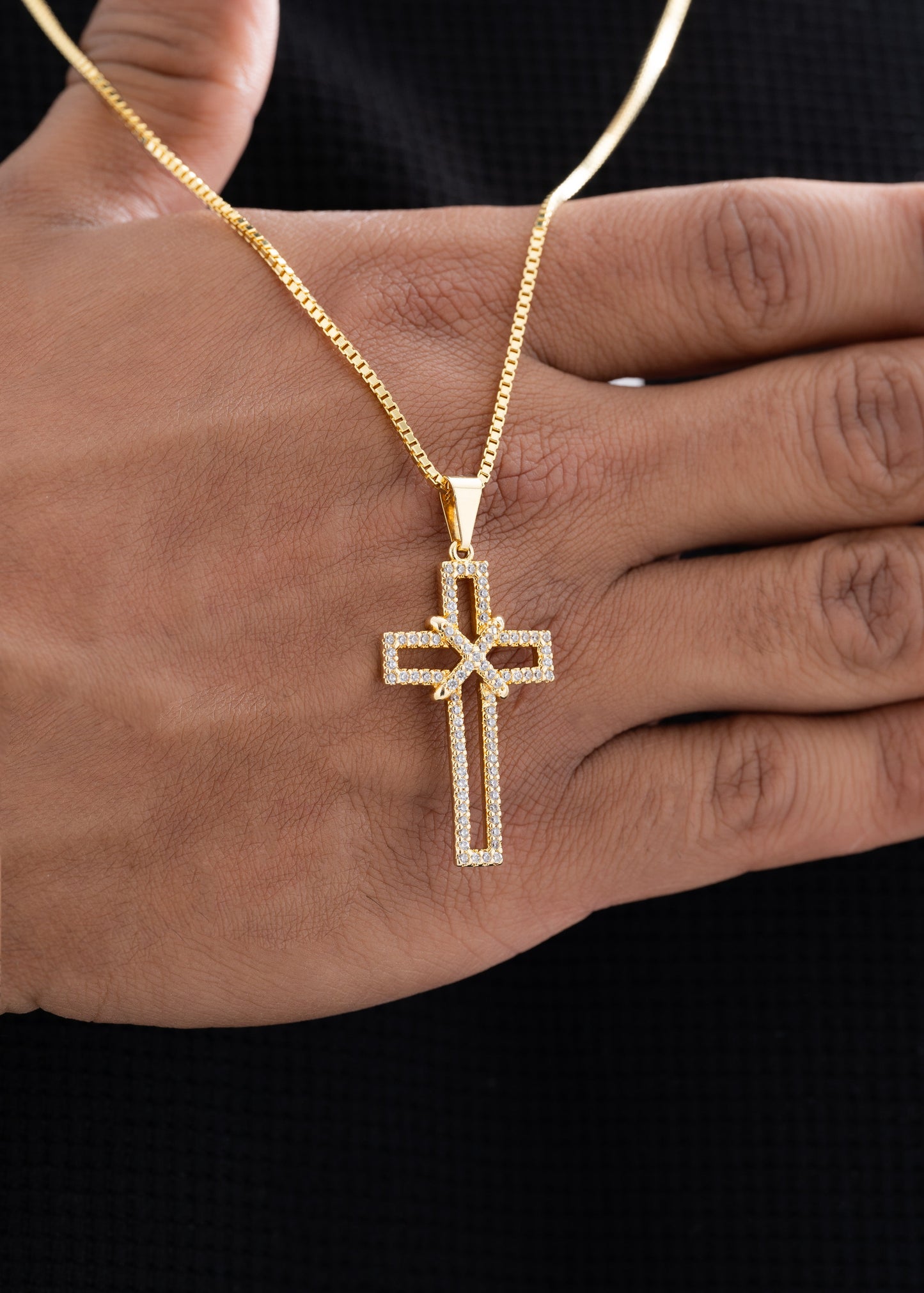 Cadena veneciana gruesa 65cms + dije cruz silueta circonias 3.5 cms