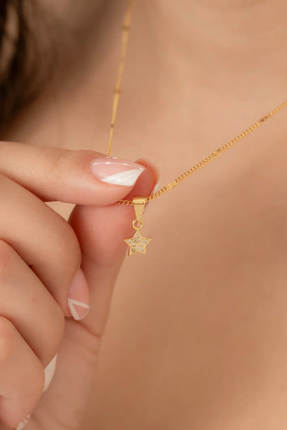 Cadena Cubana con Destellos Punteras 45cms + Dije Little Star