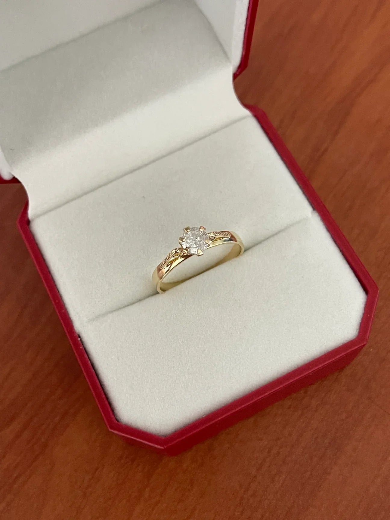 Anillo Solitario Plataforma