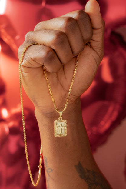 Cadena veneciana gruesa 65cms + dije placa almighty