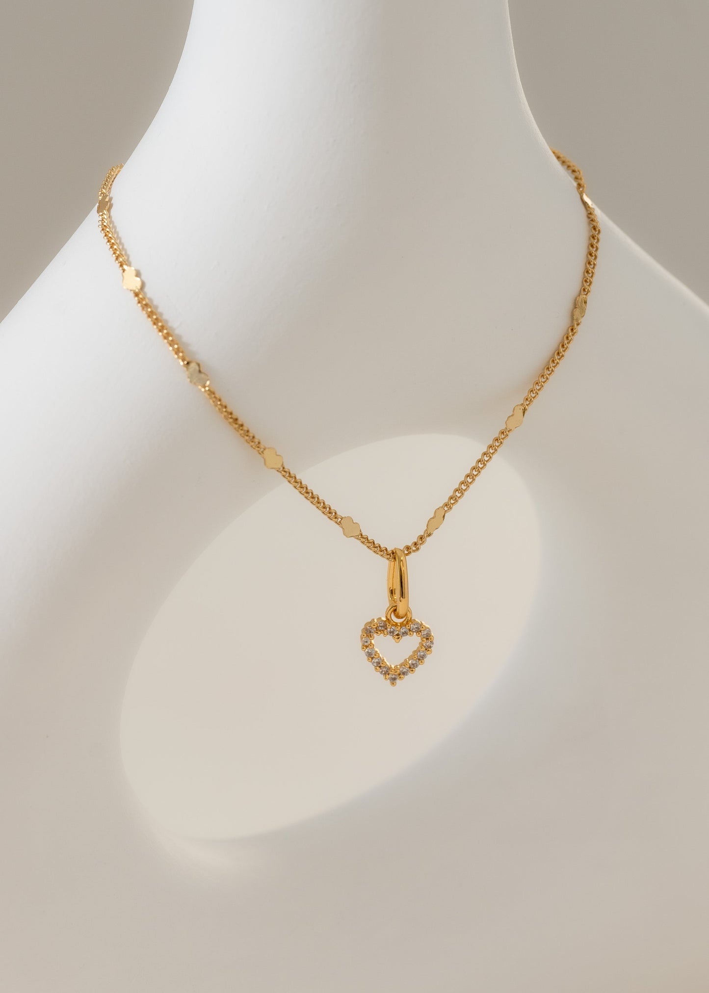 Cadena in love punteras 45cm + dije heartsy
