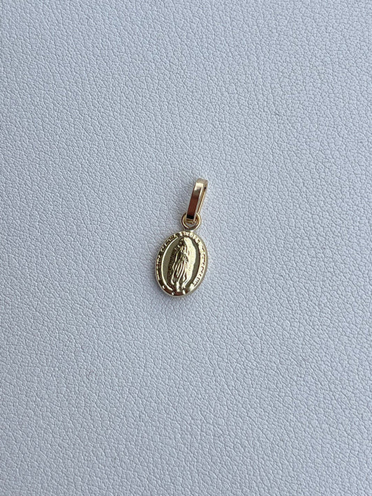 Dije Guadalupe pequeño