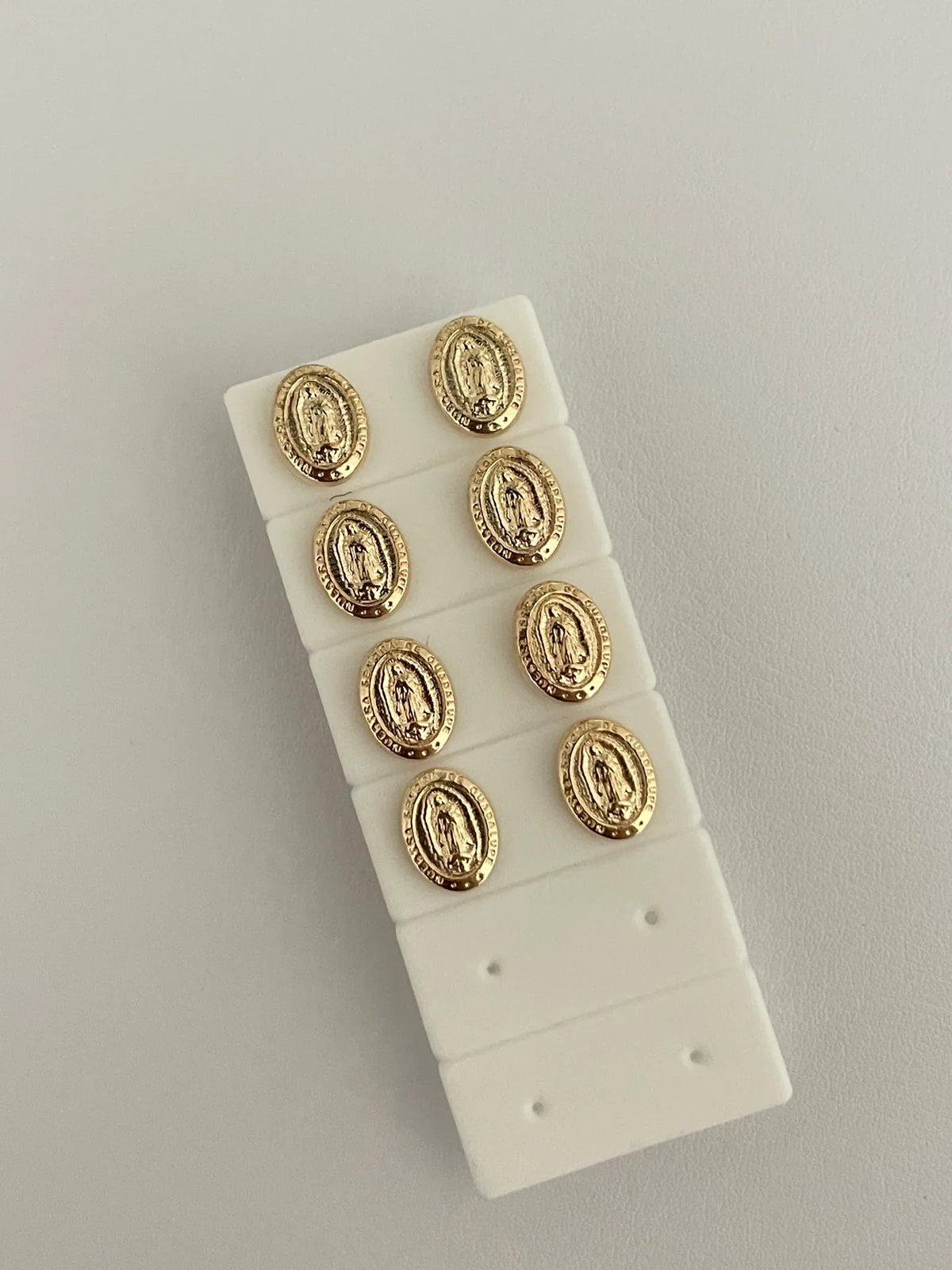 Topos Virgen Broche Seguridad