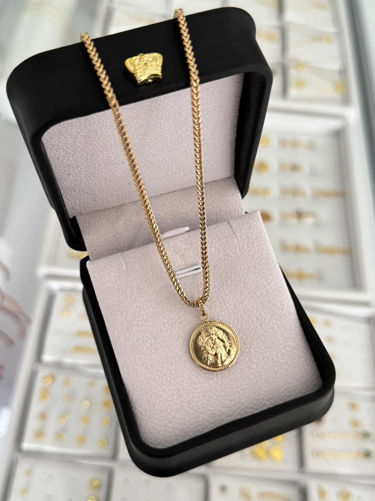 Cadena franco 2mm alta gama + dije rostro medalla mediana