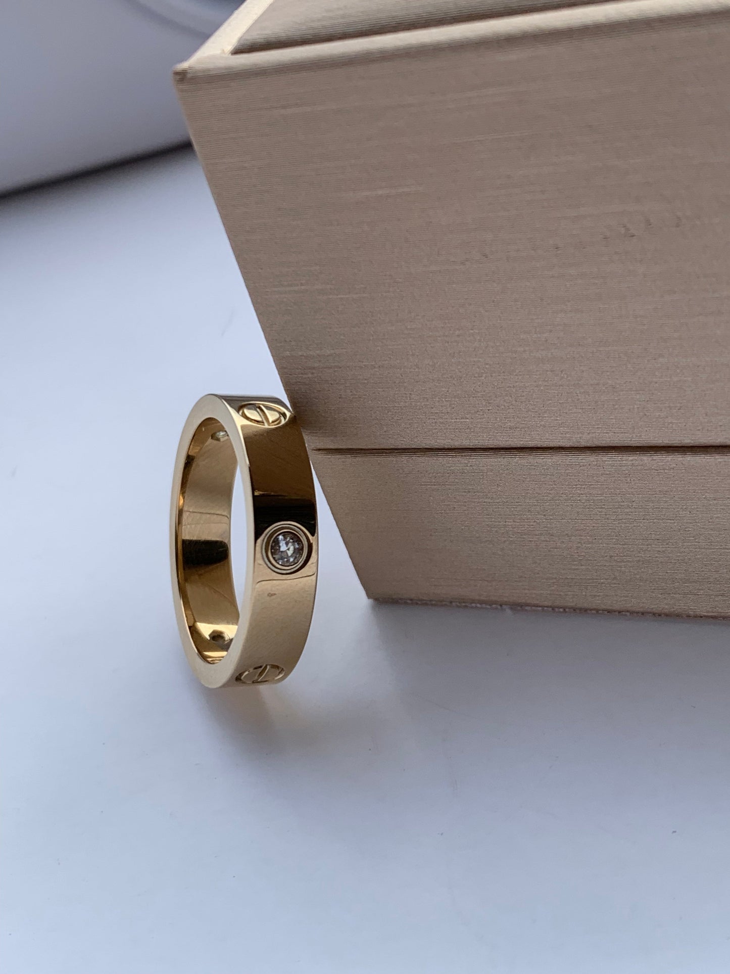 Anillo Carter caballero alta gama